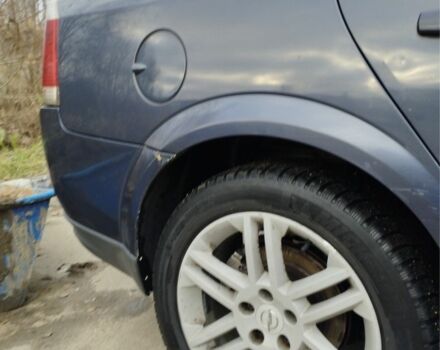 Синий Опель Вектра, объемом двигателя 1.8 л и пробегом 325 тыс. км за 3900 $, фото 9 на Automoto.ua