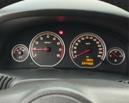 Синий Опель Вектра, объемом двигателя 1.8 л и пробегом 325 тыс. км за 3900 $, фото 22 на Automoto.ua