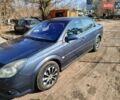Синий Опель Вектра, объемом двигателя 1.8 л и пробегом 247 тыс. км за 3999 $, фото 4 на Automoto.ua