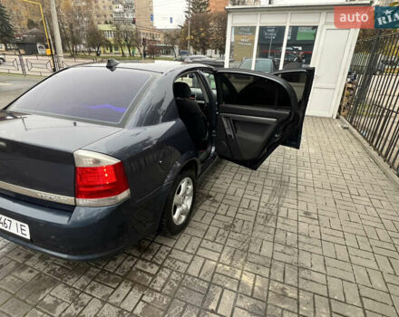 Синий Опель Вектра, объемом двигателя 2.2 л и пробегом 245 тыс. км за 5100 $, фото 6 на Automoto.ua