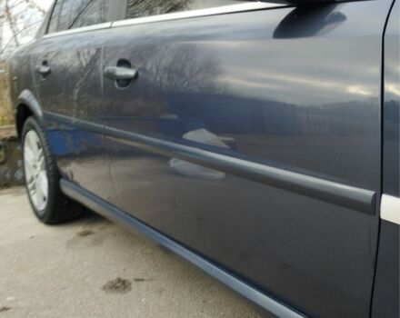 Синий Опель Вектра, объемом двигателя 1.8 л и пробегом 325 тыс. км за 3900 $, фото 10 на Automoto.ua