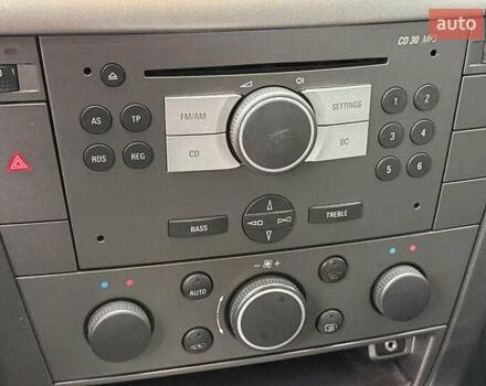 Синій Опель Вектра, об'ємом двигуна 2.2 л та пробігом 110 тис. км за 6500 $, фото 30 на Automoto.ua