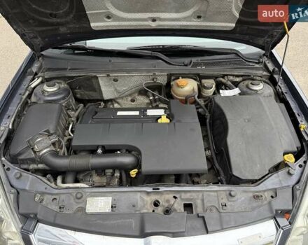 Синій Опель Вектра, об'ємом двигуна 2.2 л та пробігом 110 тис. км за 6500 $, фото 33 на Automoto.ua