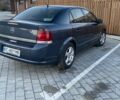 Синій Опель Вектра, об'ємом двигуна 2.2 л та пробігом 250 тис. км за 5999 $, фото 1 на Automoto.ua