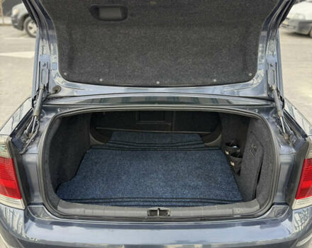 Синий Опель Вектра, объемом двигателя 2.2 л и пробегом 187 тыс. км за 6999 $, фото 27 на Automoto.ua