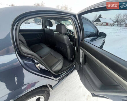 Синий Опель Вектра, объемом двигателя 2.21 л и пробегом 172 тыс. км за 6300 $, фото 9 на Automoto.ua