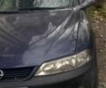 Синий Опель Вектра, объемом двигателя 2 л и пробегом 330 тыс. км за 1300 $, фото 2 на Automoto.ua
