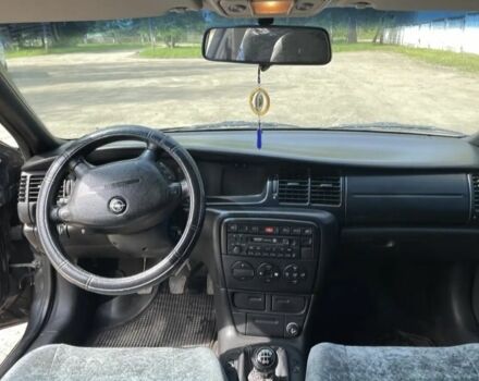 Синій Опель Вектра, об'ємом двигуна 1.6 л та пробігом 288 тис. км за 1147 $, фото 4 на Automoto.ua