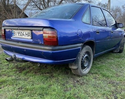 Синий Опель Вектра, объемом двигателя 1.6 л и пробегом 350 тыс. км за 1400 $, фото 5 на Automoto.ua