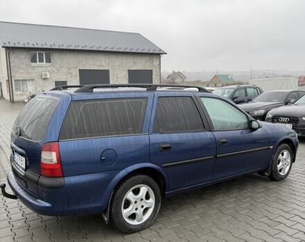 Синий Опель Вектра, объемом двигателя 1.6 л и пробегом 240 тыс. км за 1999 $, фото 1 на Automoto.ua