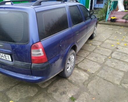 Синий Опель Вектра, объемом двигателя 2 л и пробегом 300 тыс. км за 2000 $, фото 3 на Automoto.ua