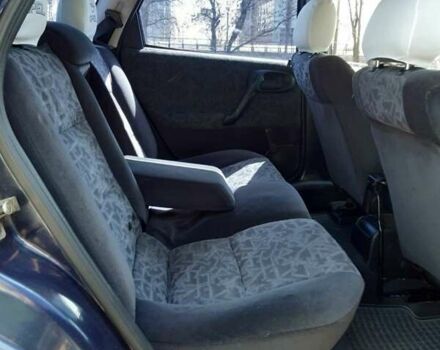 Синий Опель Вектра, объемом двигателя 1.6 л и пробегом 275 тыс. км за 3200 $, фото 1 на Automoto.ua