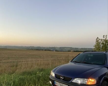 Опель Вектра 1997 у Бердичеве на Automoto.ua Синій Опель Вектра, об'ємом двигуна 1.6 л та пробігом 505 тис. км за 2400 $, фото 2 на Automoto.ua