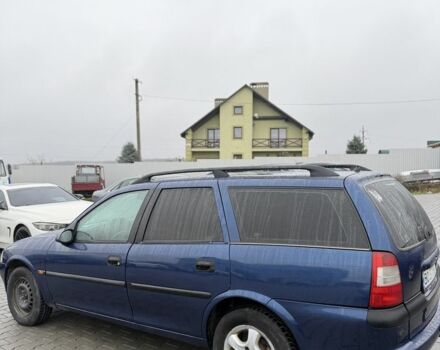 Синий Опель Вектра, объемом двигателя 1.6 л и пробегом 240 тыс. км за 1999 $, фото 2 на Automoto.ua