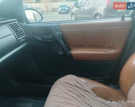 Синий Опель Вектра, объемом двигателя 2 л и пробегом 440 тыс. км за 1600 $, фото 2 на Automoto.ua