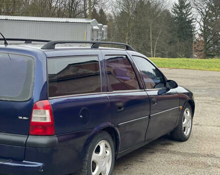 Синій Опель Вектра, об'ємом двигуна 1.6 л та пробігом 400 тис. км за 1900 $, фото 4 на Automoto.ua