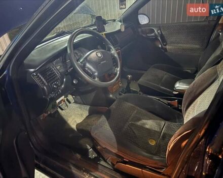 Синий Опель Вектра, объемом двигателя 1.8 л и пробегом 510 тыс. км за 3000 $, фото 3 на Automoto.ua