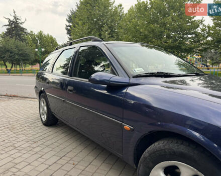 Синий Опель Вектра, объемом двигателя 1.8 л и пробегом 304 тыс. км за 2650 $, фото 2 на Automoto.ua