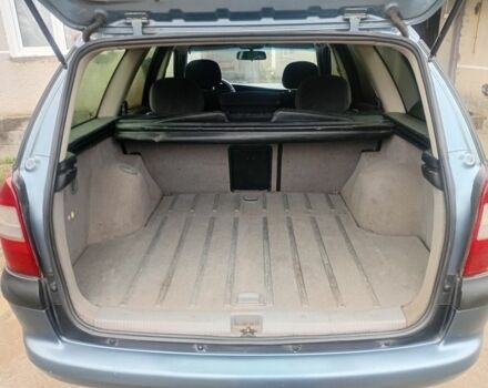 Синій Опель Вектра, об'ємом двигуна 2 л та пробігом 320 тис. км за 2300 $, фото 7 на Automoto.ua