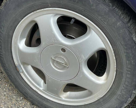 Синій Опель Вектра, об'ємом двигуна 1.6 л та пробігом 400 тис. км за 1900 $, фото 7 на Automoto.ua