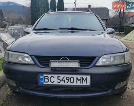 Синій Опель Вектра, об'ємом двигуна 1.8 л та пробігом 350 тис. км за 2299 $, фото 3 на Automoto.ua