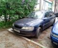 Синій Опель Вектра, об'ємом двигуна 0 л та пробігом 260 тис. км за 450 $, фото 1 на Automoto.ua