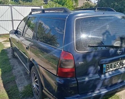 Синий Опель Вектра, объемом двигателя 2 л и пробегом 330 тыс. км за 1930 $, фото 7 на Automoto.ua