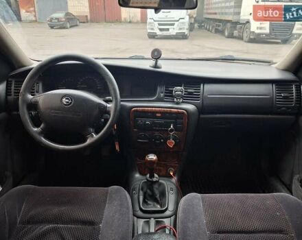 Синій Опель Вектра, об'ємом двигуна 2 л та пробігом 400 тис. км за 2300 $, фото 12 на Automoto.ua