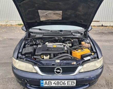 Синій Опель Вектра, об'ємом двигуна 2 л та пробігом 400 тис. км за 2300 $, фото 6 на Automoto.ua