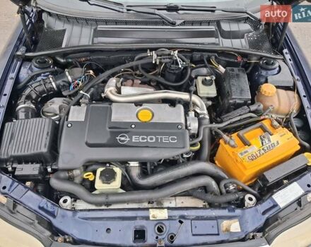 Синій Опель Вектра, об'ємом двигуна 2 л та пробігом 400 тис. км за 2300 $, фото 3 на Automoto.ua