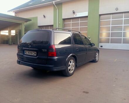 Синий Опель Вектра, объемом двигателя 2.2 л и пробегом 377 тыс. км за 1500 $, фото 4 на Automoto.ua