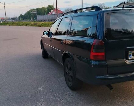 Синій Опель Вектра, об'ємом двигуна 2 л та пробігом 518 тис. км за 3000 $, фото 2 на Automoto.ua