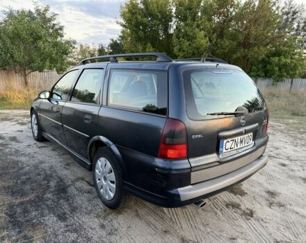 Синій Опель Вектра, об'ємом двигуна 2 л та пробігом 300 тис. км за 1406 $, фото 1 на Automoto.ua