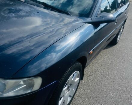 Синій Опель Вектра, об'ємом двигуна 2 л та пробігом 300 тис. км за 1800 $, фото 2 на Automoto.ua
