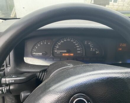 Синий Опель Вектра, объемом двигателя 2 л и пробегом 380 тыс. км за 145000 $, фото 5 на Automoto.ua