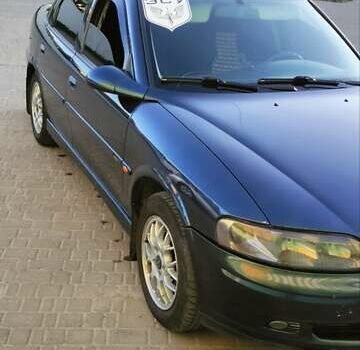 Синій Опель Вектра, об'ємом двигуна 1.8 л та пробігом 160 тис. км за 3500 $, фото 1 на Automoto.ua