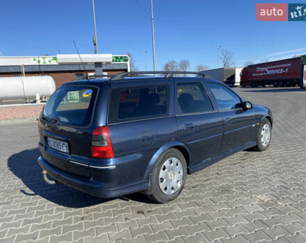 Синій Опель Вектра, об'ємом двигуна 2.2 л та пробігом 393 тис. км за 3700 $, фото 4 на Automoto.ua