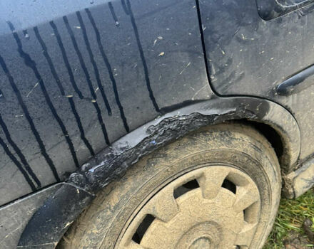 Синий Опель Вектра, объемом двигателя 1.8 л и пробегом 223 тыс. км за 750 $, фото 3 на Automoto.ua