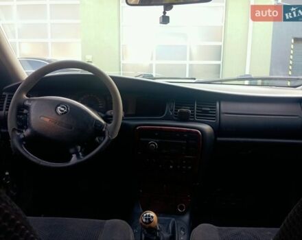 Синий Опель Вектра, объемом двигателя 2.17 л и пробегом 377 тыс. км за 1300 $, фото 9 на Automoto.ua