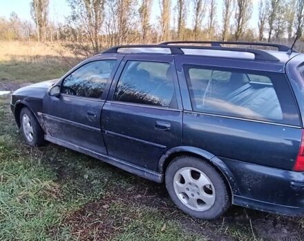 Опель Вектра 2000 в Владимирце на Automoto.ua Синий Опель Вектра, объемом двигателя 1.6 л и пробегом 555 тыс. км за 1750 $, фото 2 на Automoto.ua