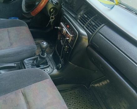 Синій Опель Вектра, об'ємом двигуна 1.8 л та пробігом 312 тис. км за 2600 $, фото 4 на Automoto.ua