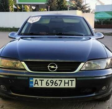 Синій Опель Вектра, об'ємом двигуна 1.8 л та пробігом 160 тис. км за 3500 $, фото 4 на Automoto.ua