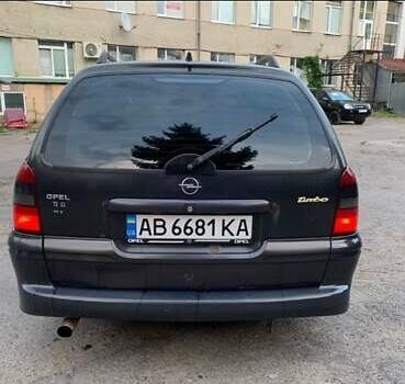 Синий Опель Вектра, объемом двигателя 2 л и пробегом 437 тыс. км за 2100 $, фото 3 на Automoto.ua