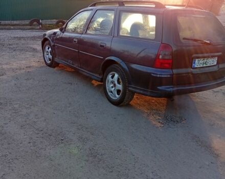 Синий Опель Вектра, объемом двигателя 2 л и пробегом 300 тыс. км за 750 $, фото 4 на Automoto.ua