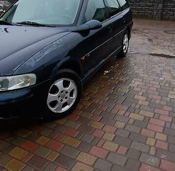 Синий Опель Вектра, объемом двигателя 1.6 л и пробегом 150 тыс. км за 1600 $, фото 1 на Automoto.ua