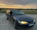 Синий Опель Вектра, объемом двигателя 1.6 л и пробегом 200 тыс. км за 999 $, фото 1 на Automoto.ua