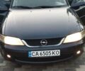 Синій Опель Вектра, об'ємом двигуна 2 л та пробігом 361 тис. км за 3000 $, фото 4 на Automoto.ua