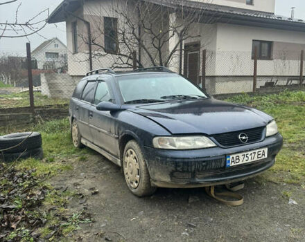 Синий Опель Вектра, объемом двигателя 1.8 л и пробегом 223 тыс. км за 750 $, фото 2 на Automoto.ua