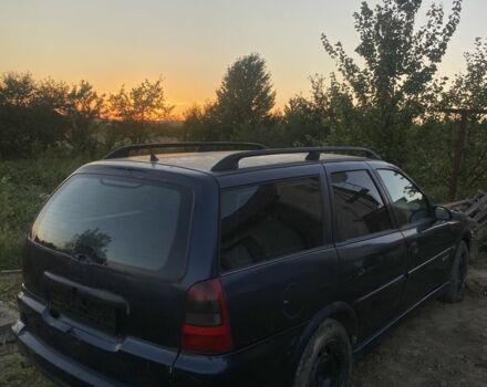Синій Опель Вектра, об'ємом двигуна 2.2 л та пробігом 400 тис. км за 799 $, фото 5 на Automoto.ua