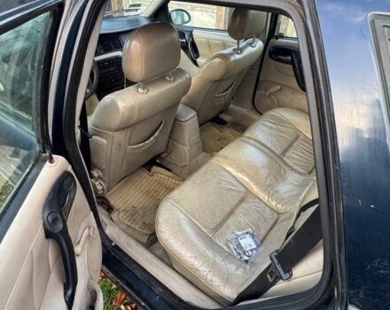 Синий Опель Вектра, объемом двигателя 2 л и пробегом 111 тыс. км за 1000 $, фото 3 на Automoto.ua